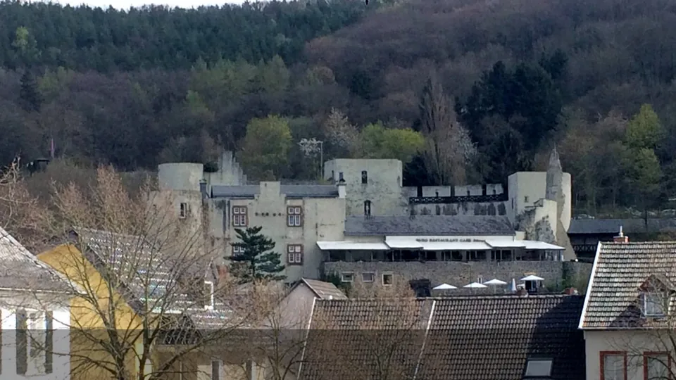 Polizeipräsenz bei Nacht in Bad Münstereifel – Symbolbild