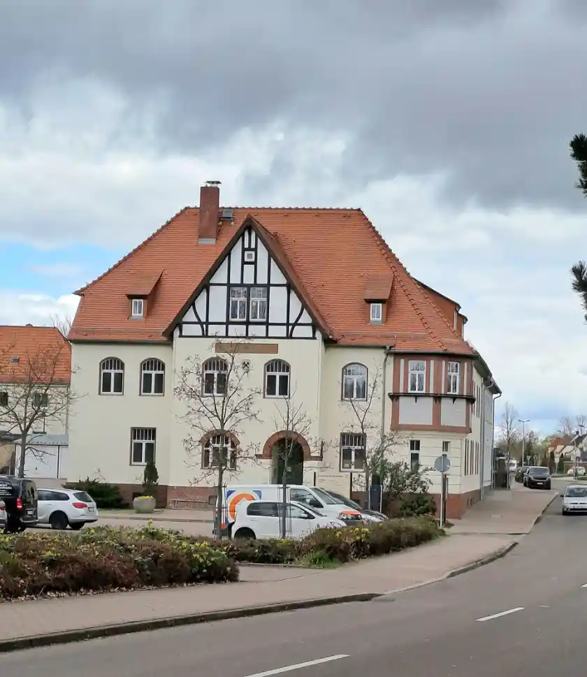 Polizeipräsenz bei Nacht in Böhlen – Symbolbild
