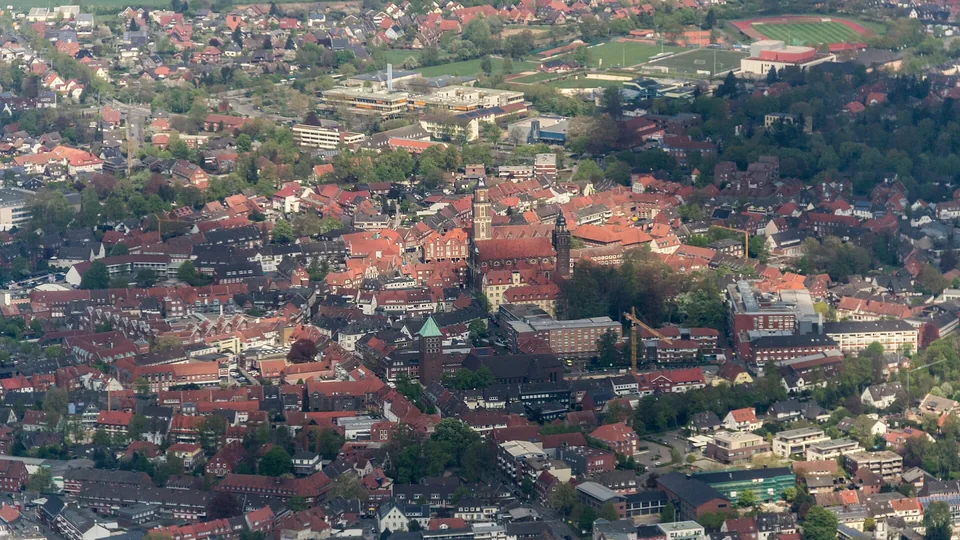 Polizeipräsenz bei Nacht in Coesfeld – Symbolbild