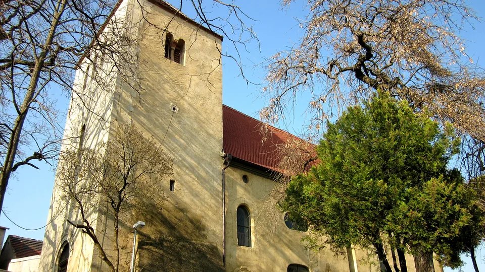 Stadtansicht von Esperstedt bei Nacht – Symbolbild zur geografischen Einordnung