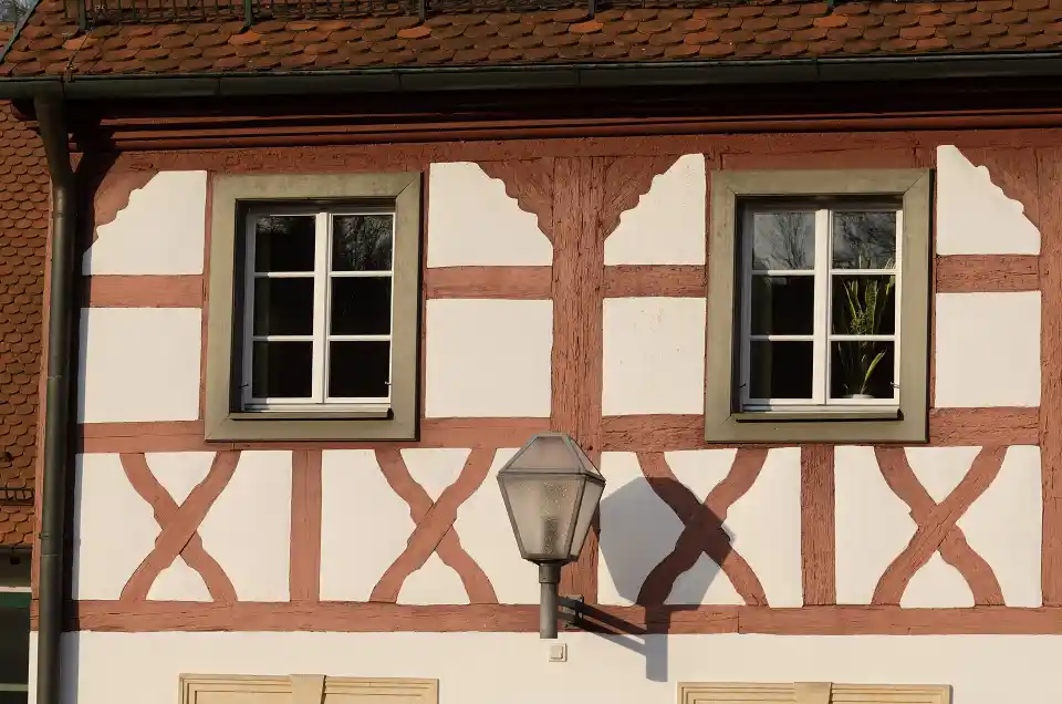 Polizeipräsenz bei Nacht in Heiligenstadt – Symbolbild