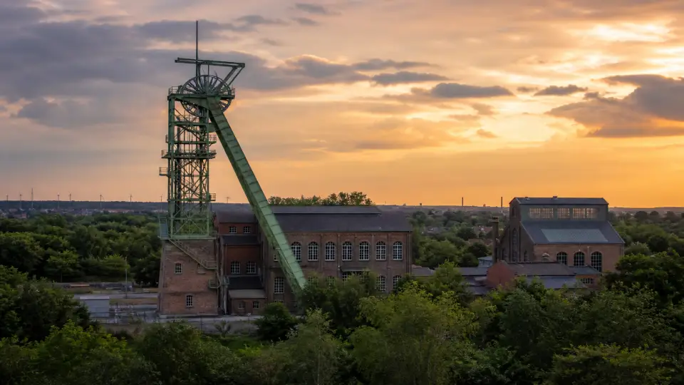 Polizeipräsenz bei Nacht in Hückelhoven – Symbolbild