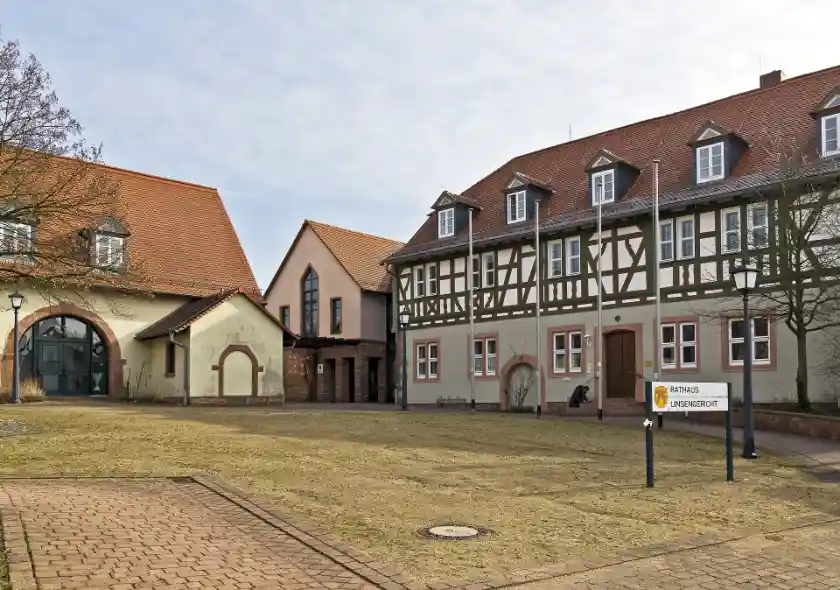 Polizeipräsenz bei Nacht in Linsengericht – Symbolbild