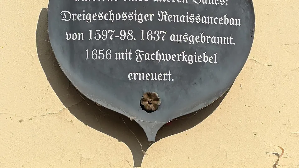 Polizeipräsenz bei Nacht in Rotenburg an der Fulda – Symbolbild
