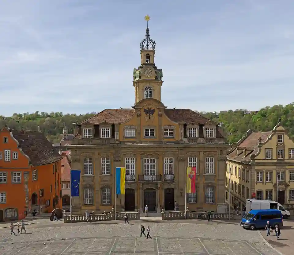 Polizeipräsenz bei Nacht in Schwäbisch Hall – Symbolbild